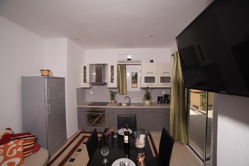 Bodikos Apartments Πιτσίδια Εξωτερικό φωτογραφία